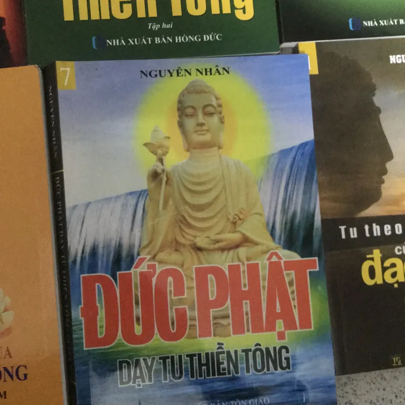 Bộ sách 12 quyển về thiền tông 1023084