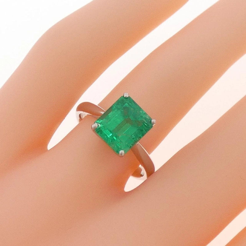 Nhẫn Emerald PT900 2.90CT 671779