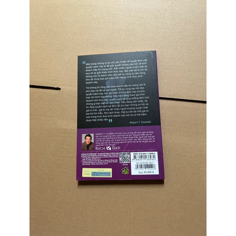 Dạy con làm giàu tập 11 - trường dạy kinh doanh cho những người thích giúp đỡ người khác 722972