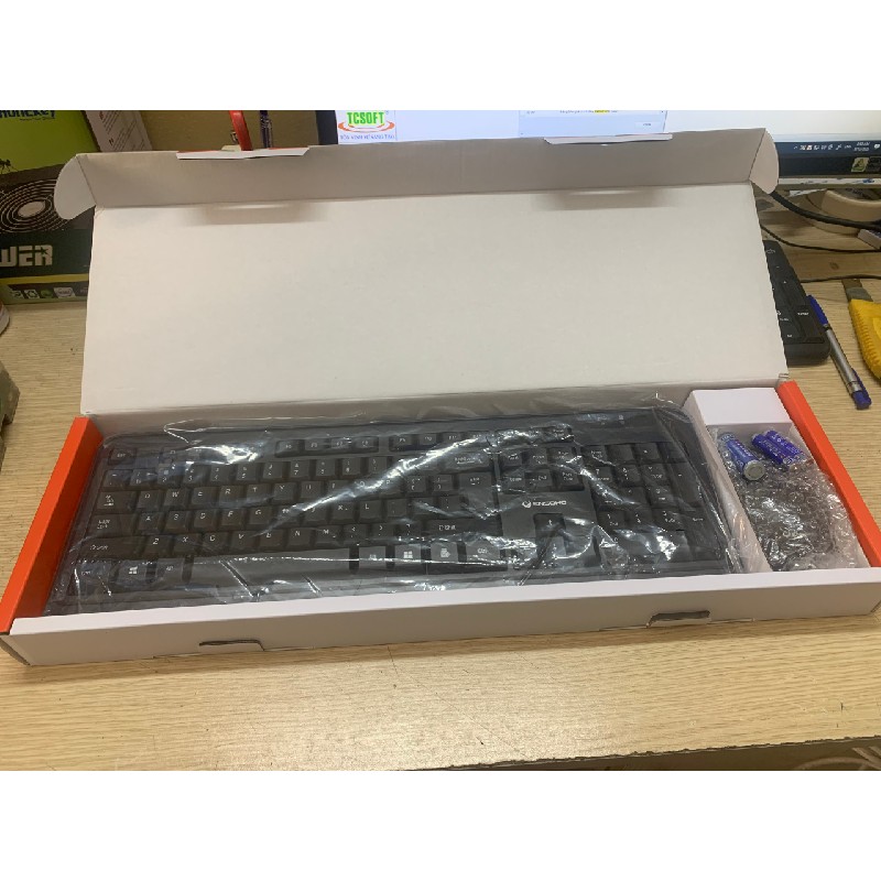Bộ phím chuột không dây Ensoho E 116CB kèm pin 4543