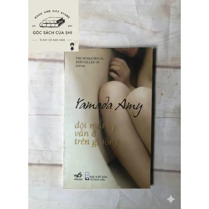Đôi Mắt Ấy Vẫn Ở Trên Giường - Yamada Amy 800700