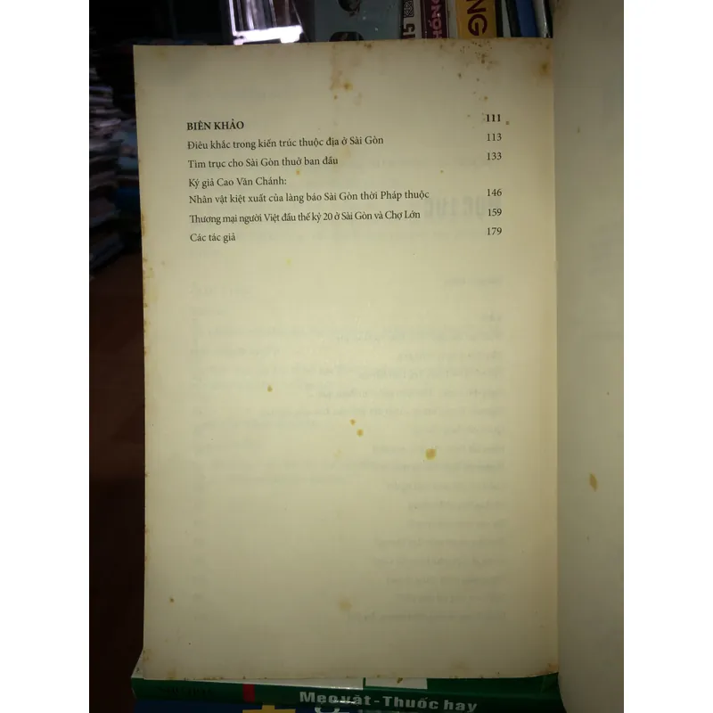 Sài Gòn những biểu tượng - Nhiều tác giả 729176