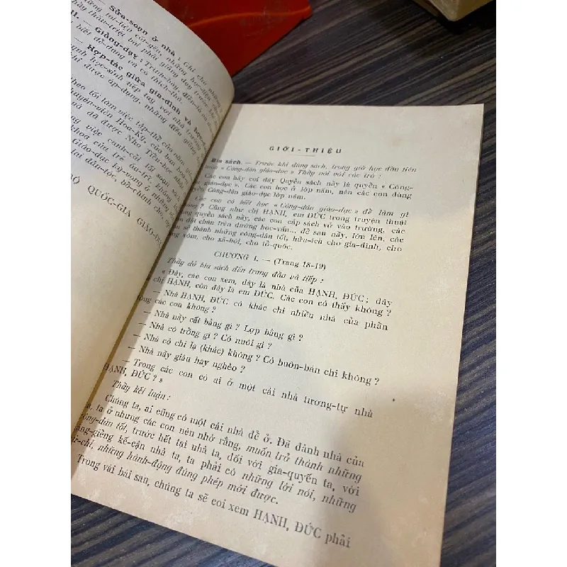 Hạnh và Đức thành công dân tốt, lớp năm (Phần Chỉ nam) 571411