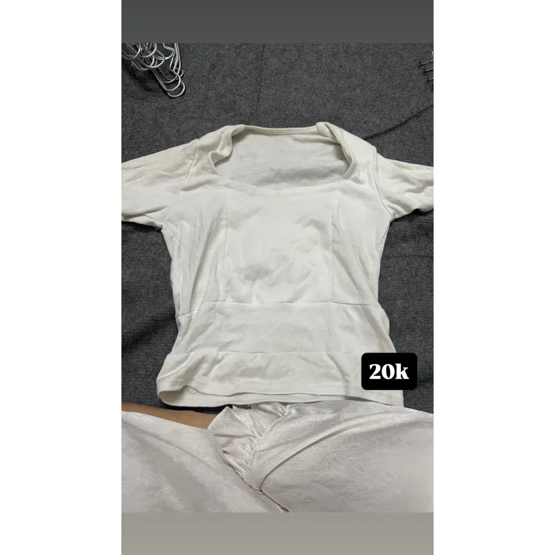 pass đồ kh dùng đến ship cod 15k tỉnh  1005009