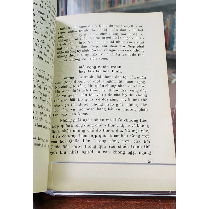 NHỮNG THAM LUẬN CỦA HAI ĐOÀN ĐẠI BIỂU LIÊN XÔ VÀ CỘNG HOÀ NHÂN DÂN TRUNG HOA 611352