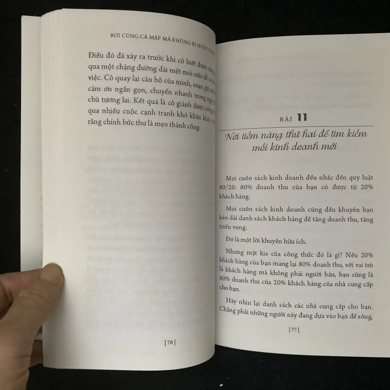 Bơi cùng cá mập mà không bị nuốt chửng-Harvey B. Mackay 1029248