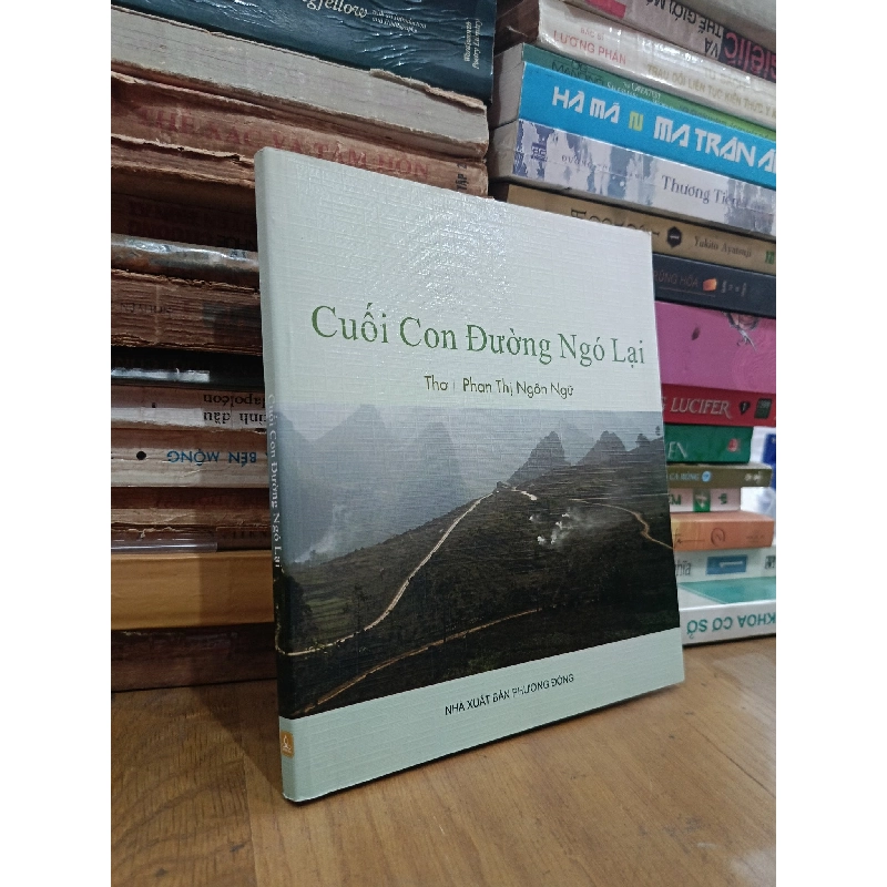 Cuối con đường ngó lại - Phan Thị Ngôn Ngữ 799377