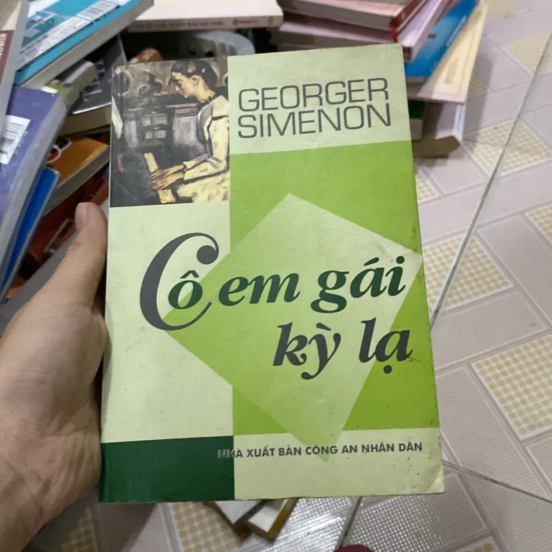 Cô em gái kỳ lạ của tác giả Georges Simenon 1059692