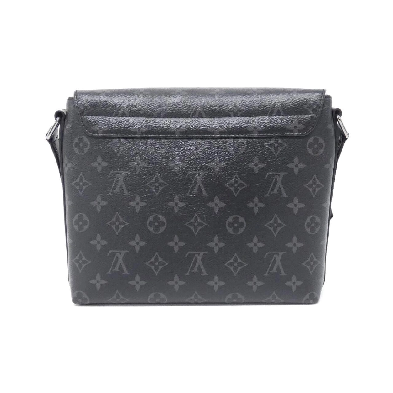 Túi đeo vai Louis Vuitton Monogram Eclipse District PM M45272 - Hàng hiệu Chính hãng 802914