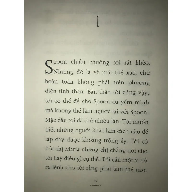 Đôi mắt ấy vẫn ở trên giường  752097