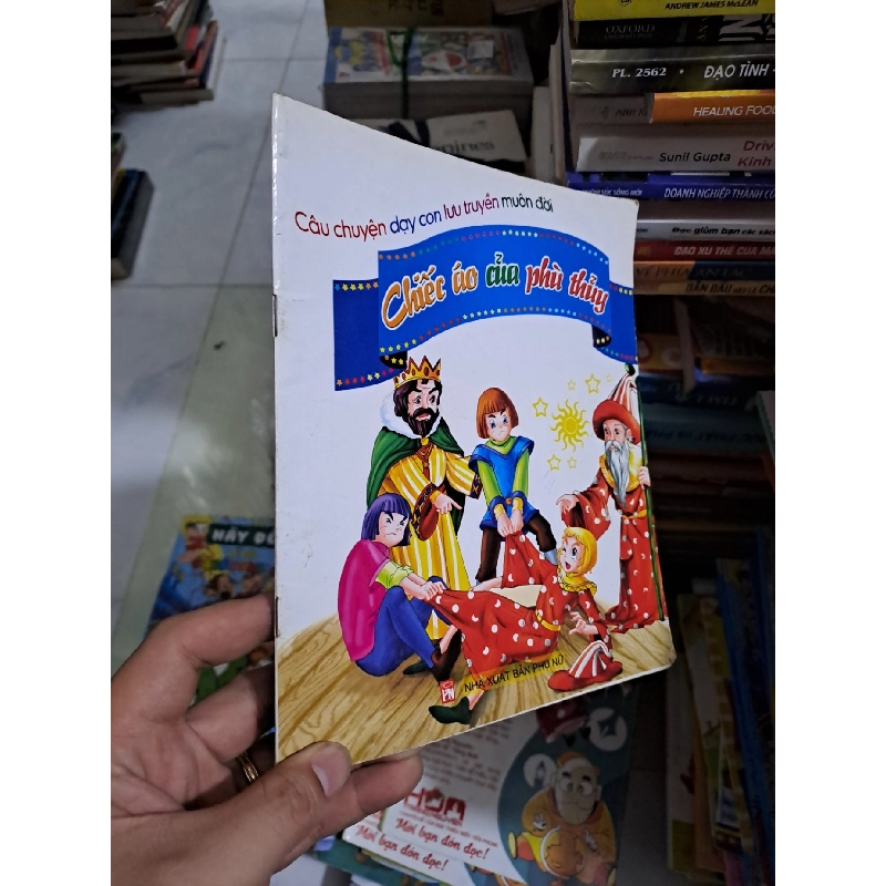 Sách đồng giá 5000đ HCM2106-346 MẸ VÀ BÉ Rebooks.vn 951429