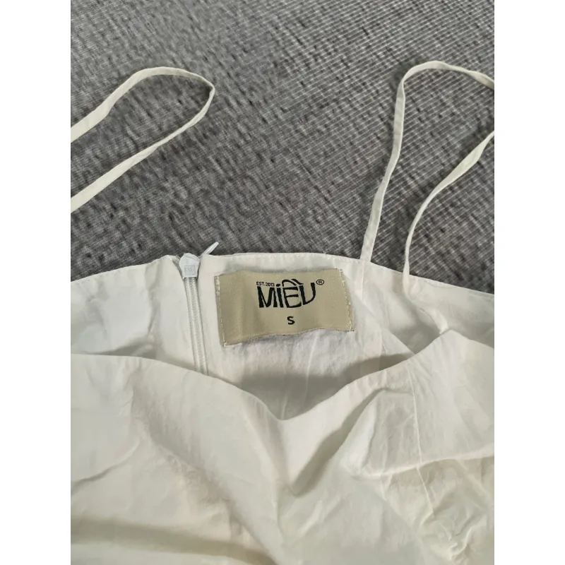 Đầm maxi hai dây chất liệu cotton màu trắng kiểu dáng dài phổ biến 746338