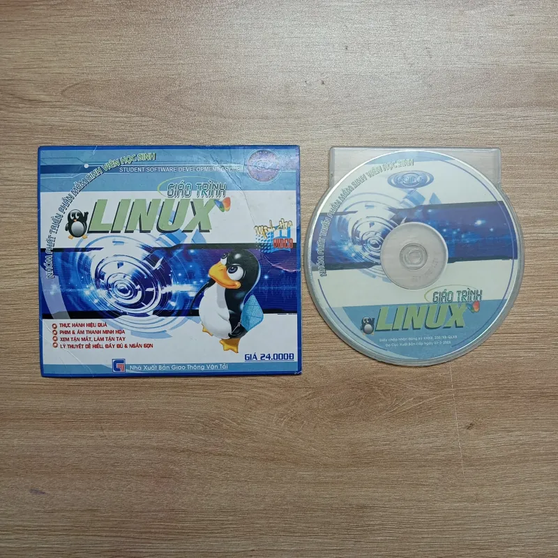 [Tin học] Đĩa gốc học tập của SSDG - Giáo trình Linux (2005) 1029244