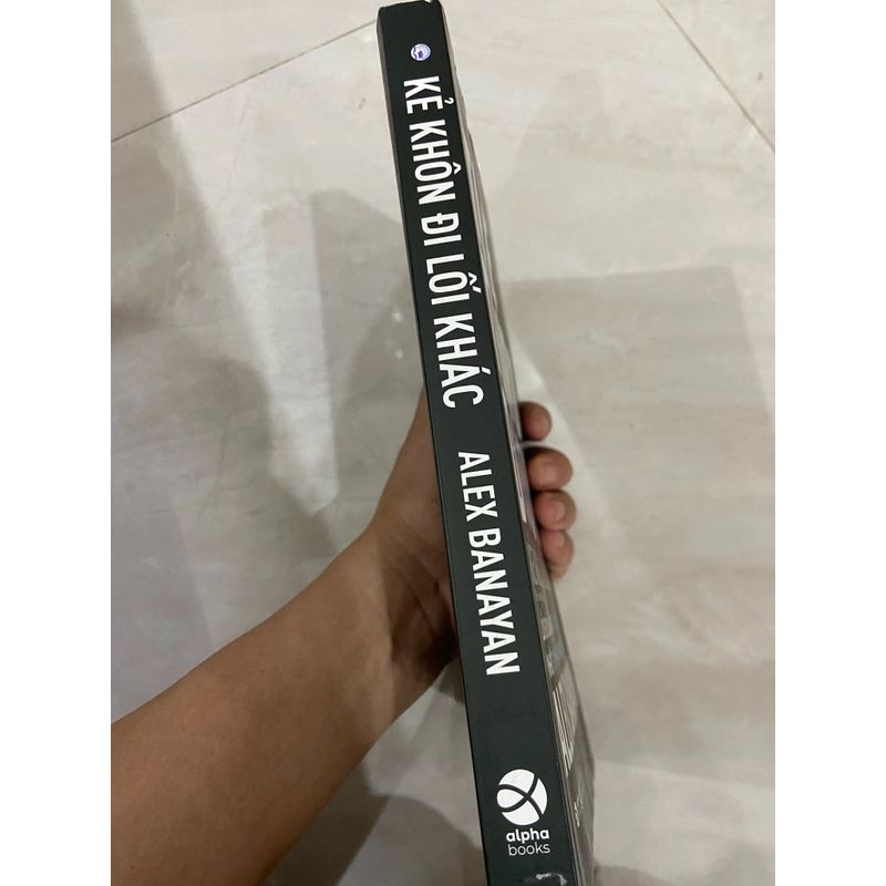 Sách Kẻ khôn đi lối khác 478321