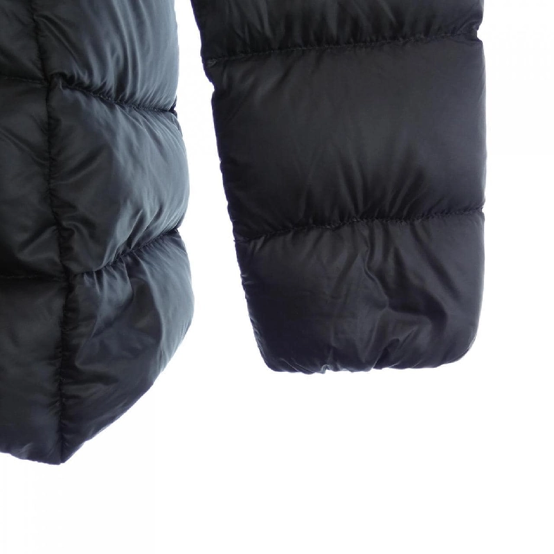 Áo khoác lông vũ MONCLER ELEVEE 630951