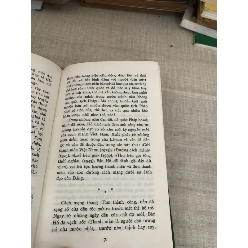 Về Giáo Dục Thanh Niên 1009846