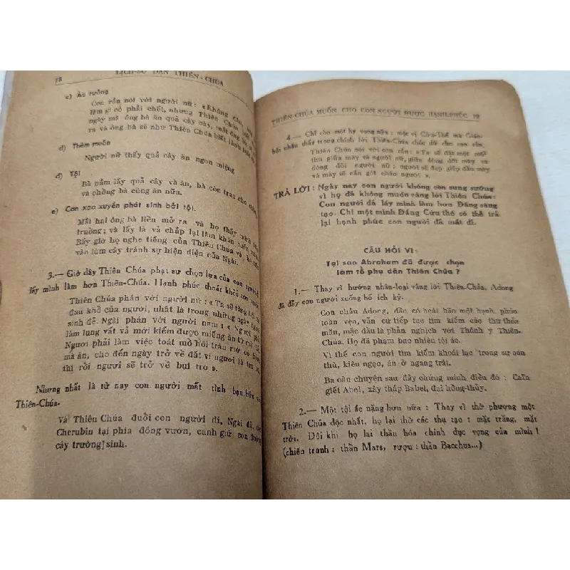 Lịch sử dân thiên chúa - J.Heilly 557160
