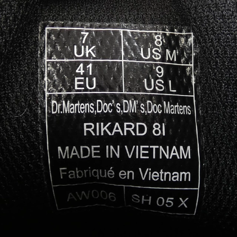 Giày bốt DR.MARTENS RIKARD 8I - Hàng hiệu Chính hãng 906820