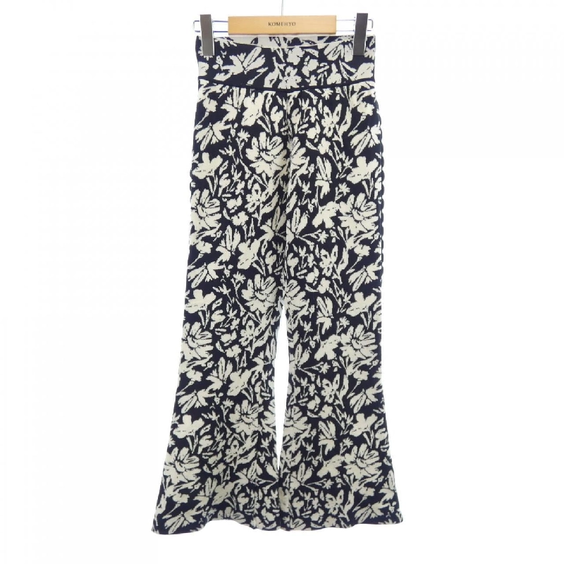 PEPAPOMBO Quần 647923