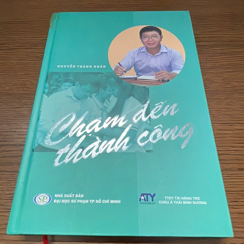 Chạm đến thành công Nguyễn Thành Nhân 359468