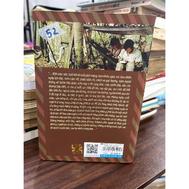 Tháng Ngày Tôi Sống Với Những Người Cộng Sản - Thanh Nghị 932029