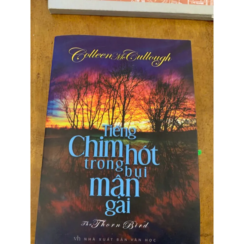 Tiếng Chim Hót Trong Bụi Mận Gai 762685