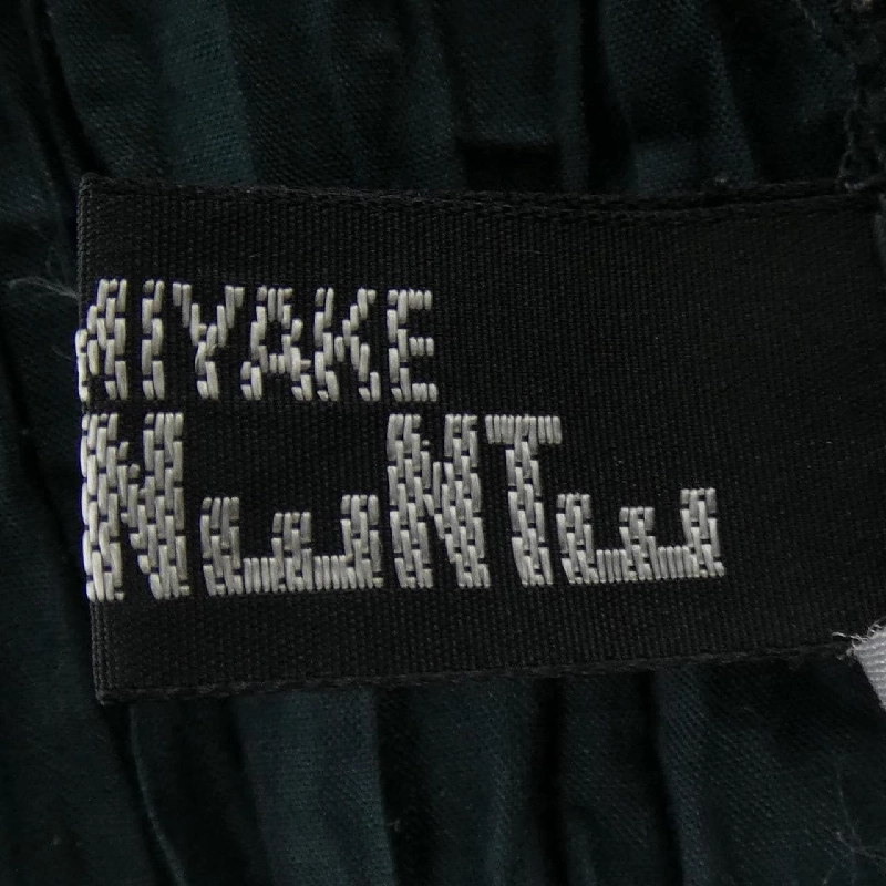 ISSEY MIYAKE PE71-FJ846 Áo - Hàng hiệu Chính hãng 811825