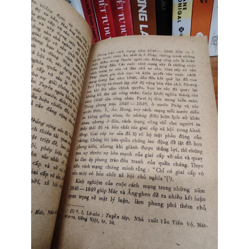 Lịch sử phong trào Cộng Sản và Công nhân quốc tế - chương trình sơ cấp 1026193