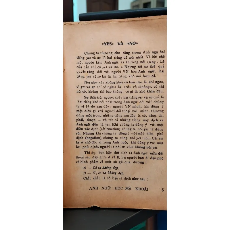 Sách xưa Anh Ngữ Học Mà Khoái _ Trần Nhã _ Còn mới_ Giá trị cao 797849