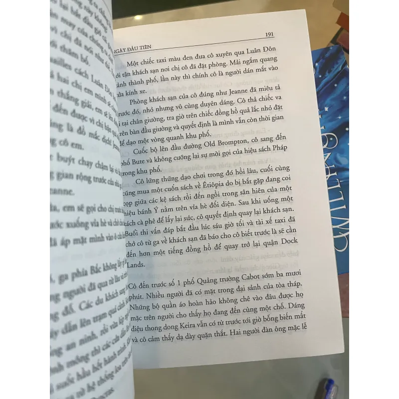 NGÀY ĐẦU TIÊN - MARC LEVY  1001439