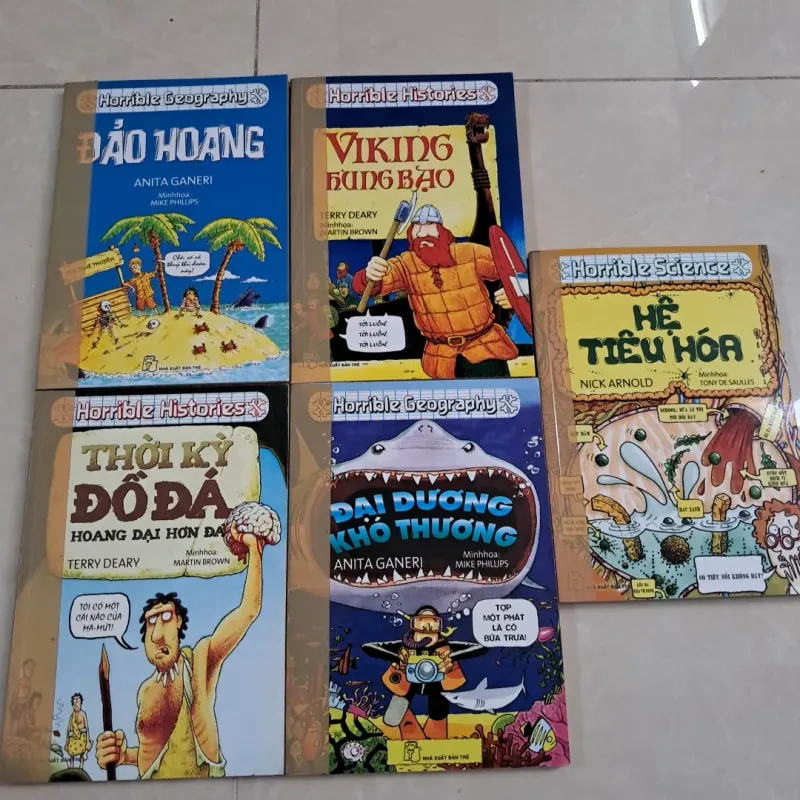 Bộ 9 quyển sách Horrible Science  781737