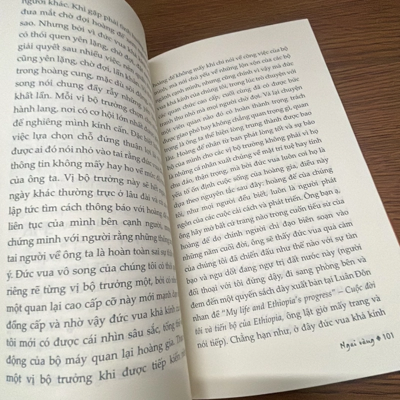 Hoàng đế Ryszard Kapuscinski 358086