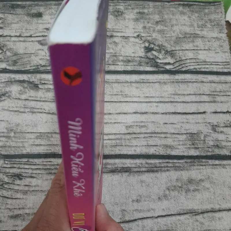 Dư vị trà chiều. Tiểu thuyết. Tác giả Minh Hiểu Khê 719044