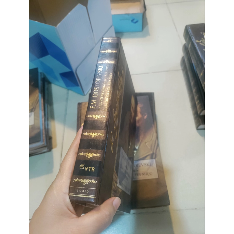 Bút kí từ nhà chết  541772
