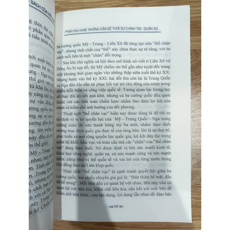 Quan hệ giữa các nước lớn và đối sách của Việt Nam  790732