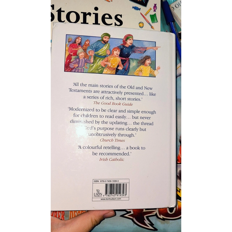 The lion children's bible - Sách kinh thánh  tiếng Anh cho trẻ em 495351