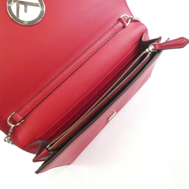 Ví xách dây chuyền Fendi Can I F 8BS004 A0L0 621380