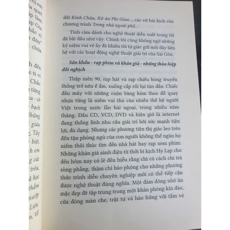 Khép Mở Tối Sáng Tĩnh Động 723048