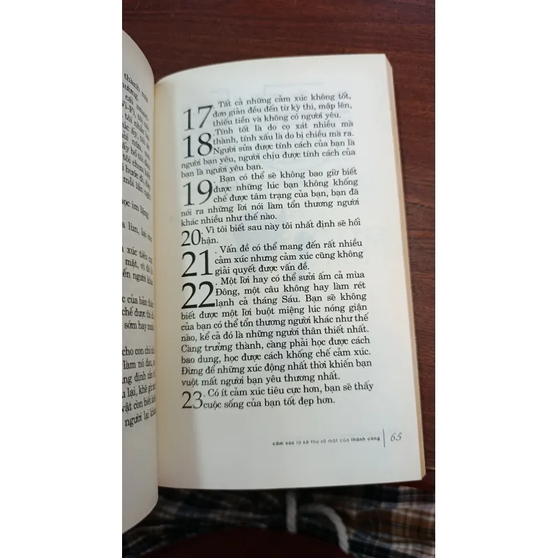 CẢM XÚC LÀ KẺ THÙ SỐ MỘT CỦA THÀNH CÔNG - LÊ THẨM DƯƠNG 785026