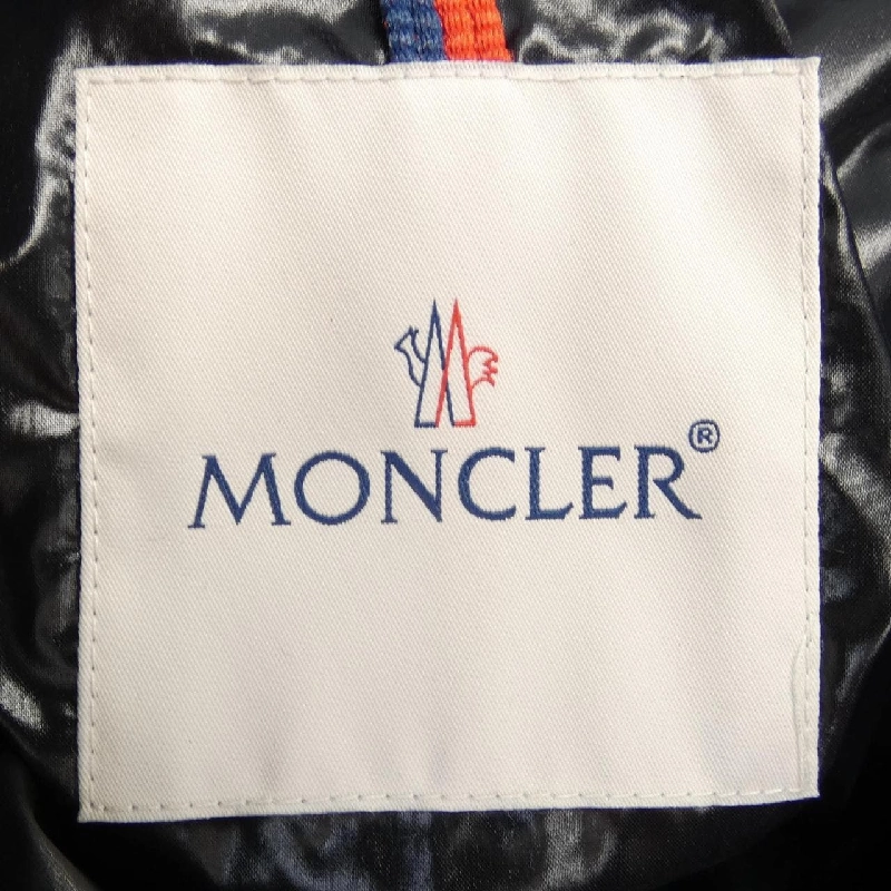 Áo khoác lông vũ MONCLER 635757