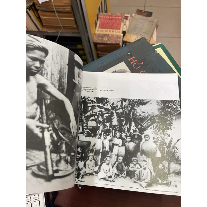 HỒ CHÍ MINH MỘT HÀNH TRÌNH - LADY BORTON  1001726