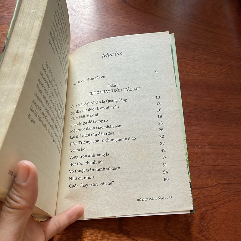 II Tản Văn, Bút Ký: Bỏ Qua Rất Uổng - Lê Giang - 2018 499120