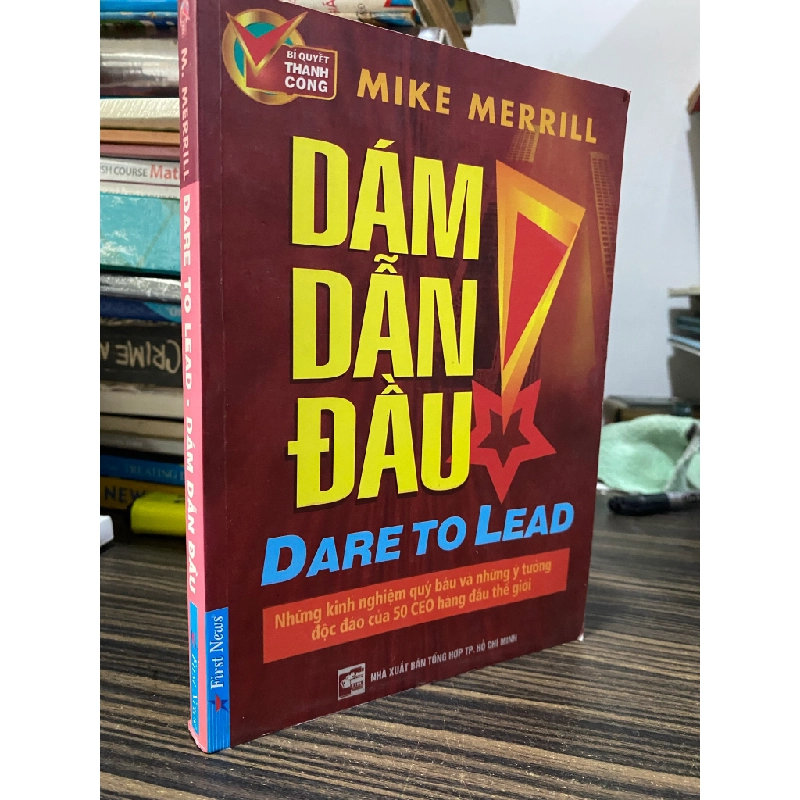 Dám dẫn đầu - Mike Merrill 450276
