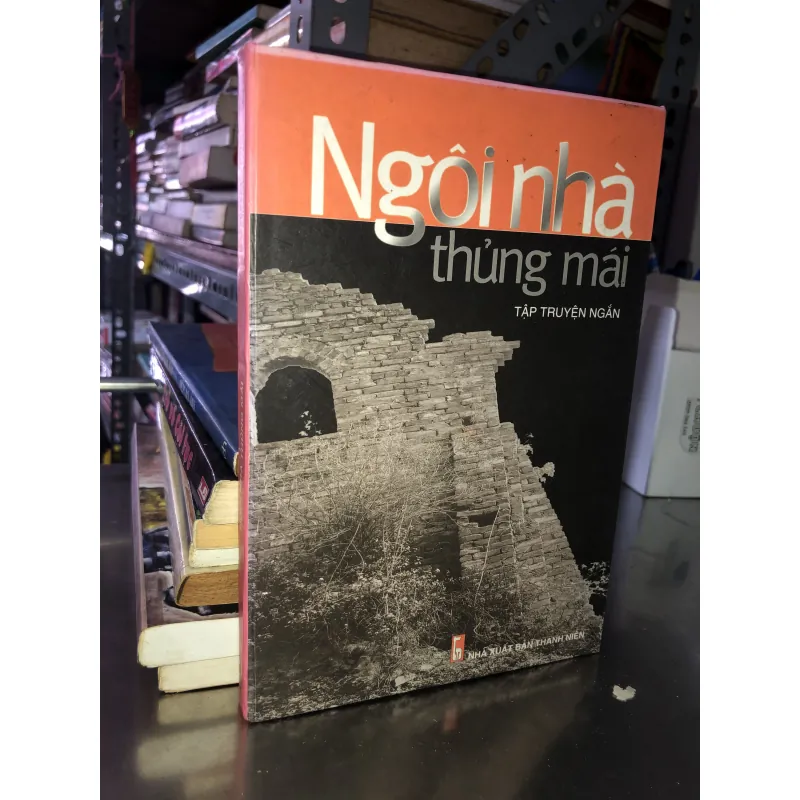 Ngôi nhà thung lũng  1011131