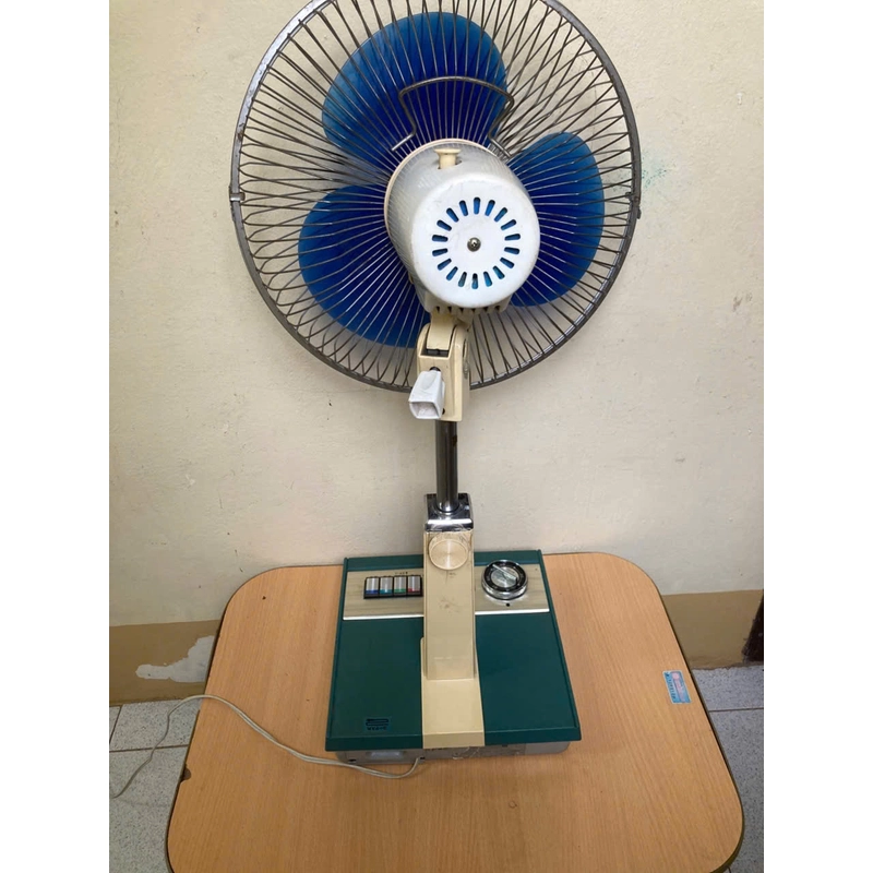 Quạt đứng National bộ đội có số ngủ cánh 30 .Cổ cánh đẹp 471121