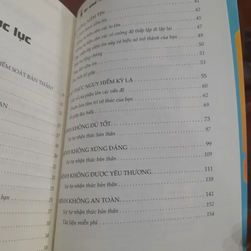 Jacqui Letran - NGHĨ TÍCH CỰC SỐNG TỰ TIN 994953