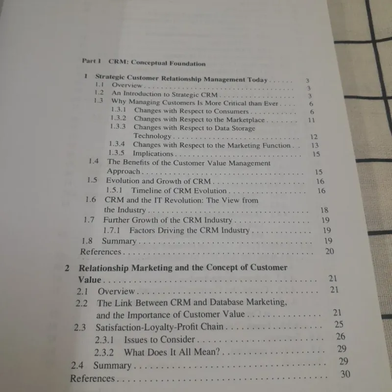 Sách tiếng Anh- CUSTOMER RELATIONSHIP MANAGEMENT. 2nd. Kumar & Reinarts. Springer 577683