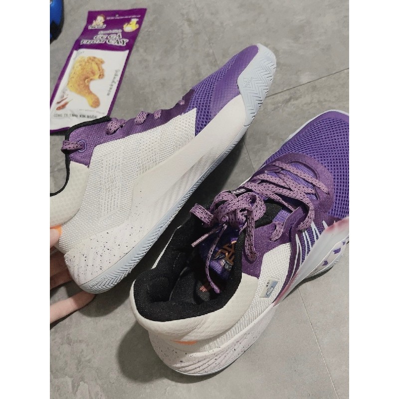 Pass đôi bóng rổ Adidas size 41 1/3  4552