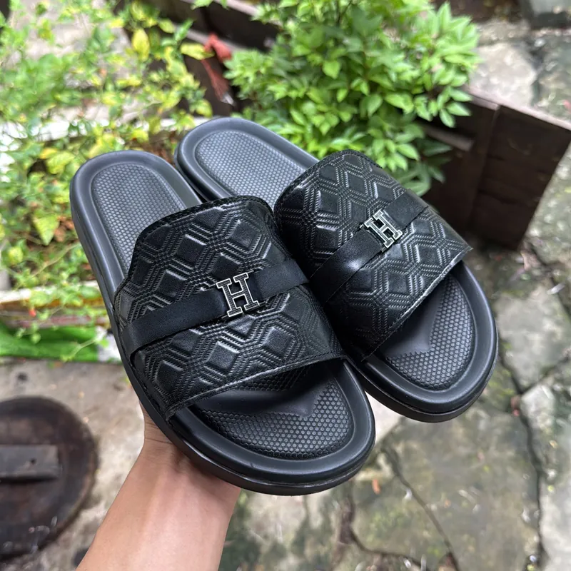 Dép Quai Ngang Nam Cũ  674586