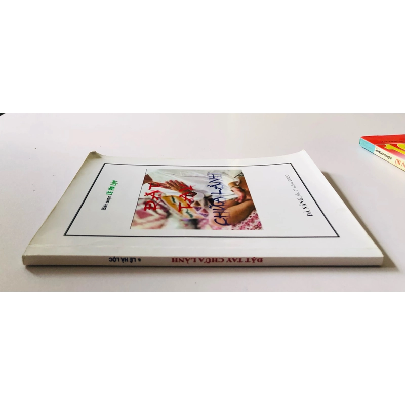 ĐẶT TAY CHỮA LÀNH  - 110 trang, nxb: 2020 360754